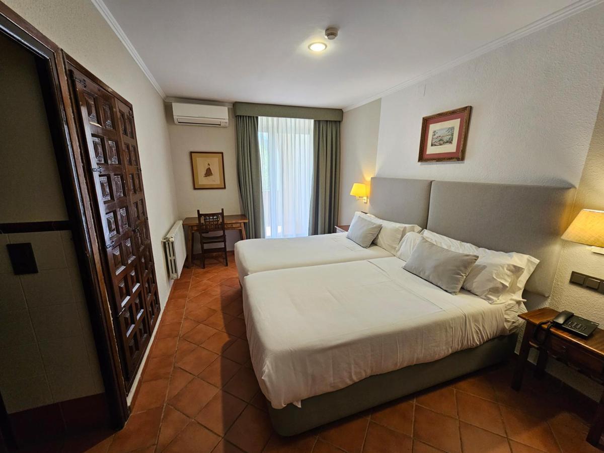 Monasterio De Piedra Hotel Nuevalos Ngoại thất bức ảnh