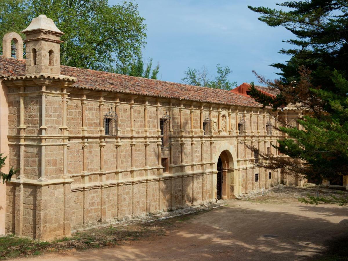 Monasterio De Piedra Hotel Nuevalos Ngoại thất bức ảnh